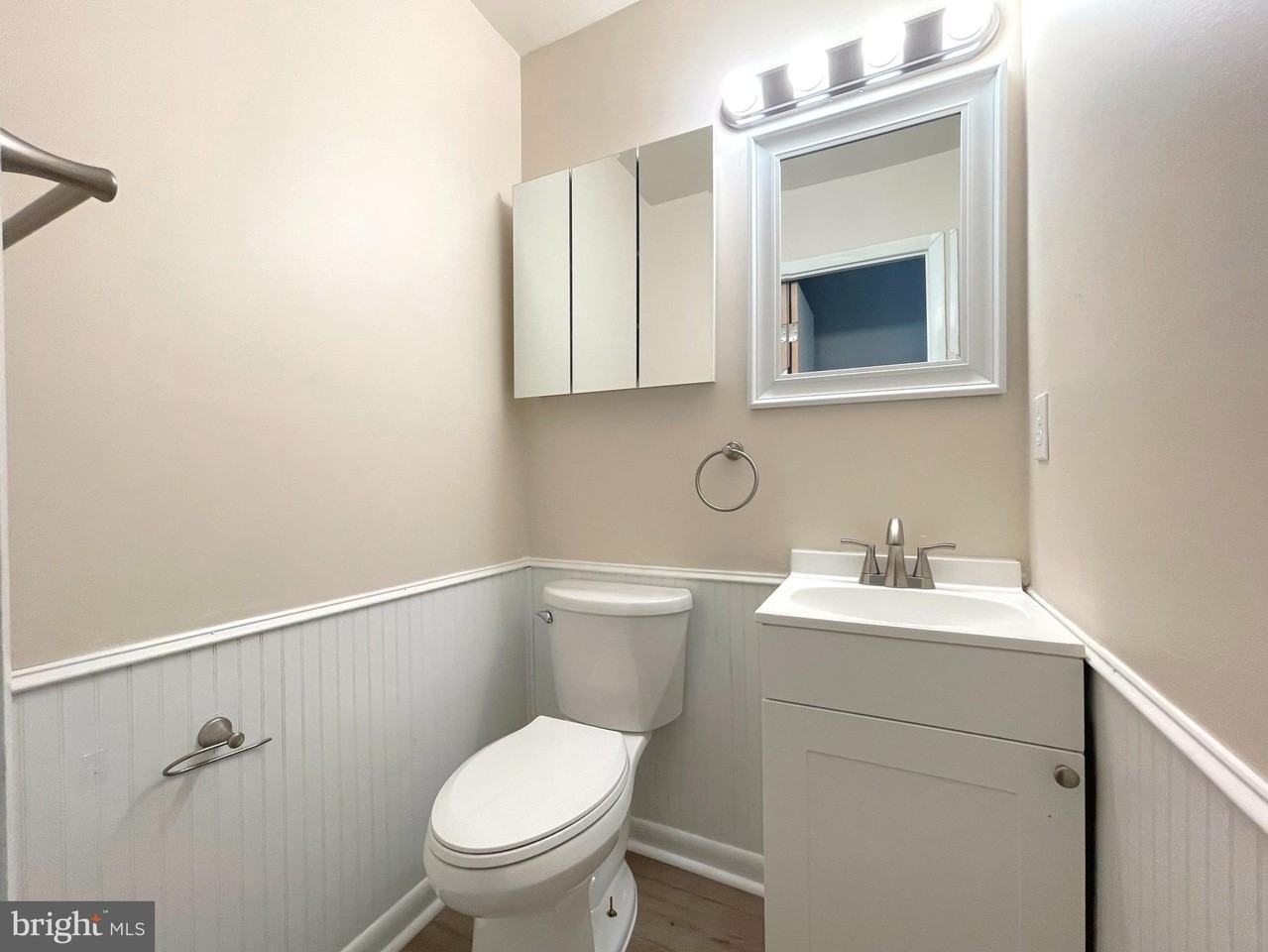 22023 Valley Estates Dr - Photo 7 of 16