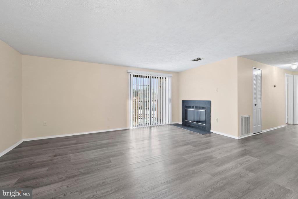 26008 Brigadier Pl ##E - Photo 4 of 25