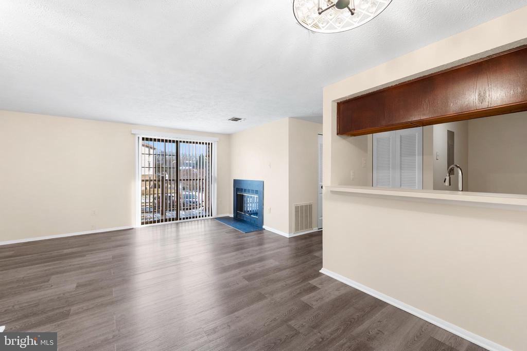 26008 Brigadier Pl ##E - Photo 6 of 25