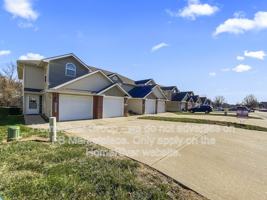 featured image of 13737 Post Oak Ln