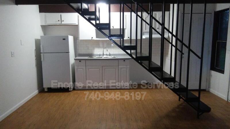 1119 Hollander St Apt B - Photo 4 of 6