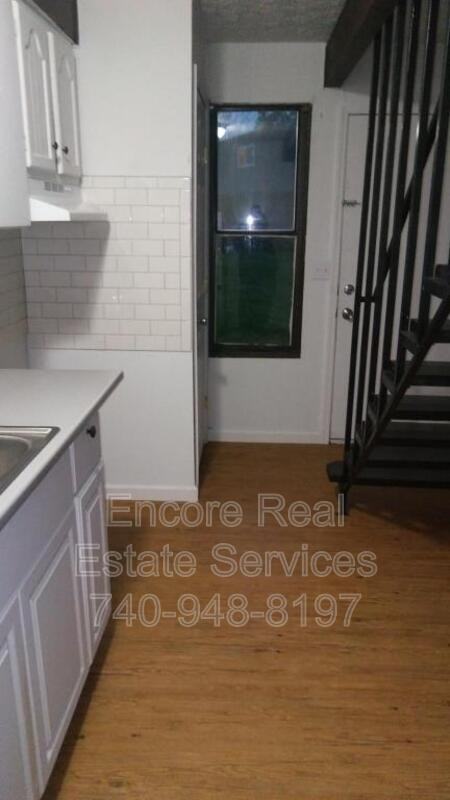 1119 Hollander St Apt B - Photo 5 of 6