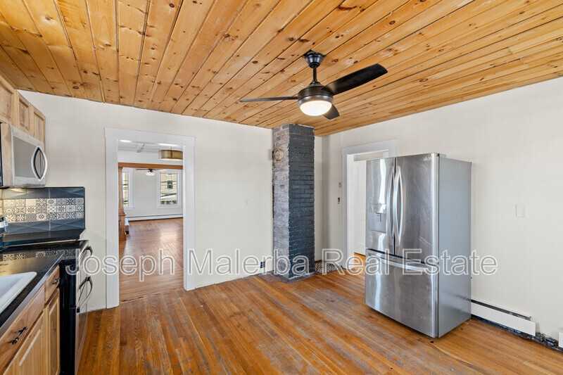 95 Ashland St #1stFL - Photo 6 of 28