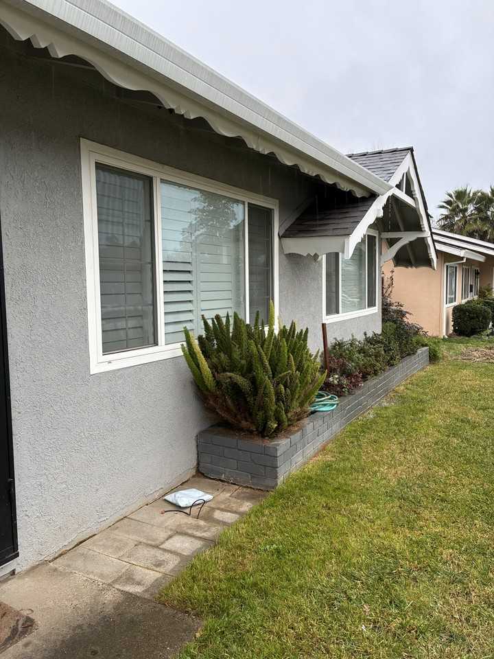 7452 Rollingwood Blvd - Photo 2 of 50