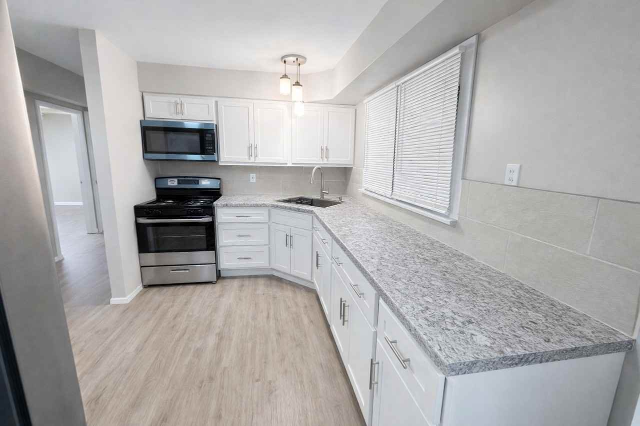 1141 June Ave #005 - Photo 2 of 14