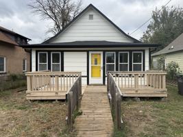 featured image of 2050 E Grand Ave #2050