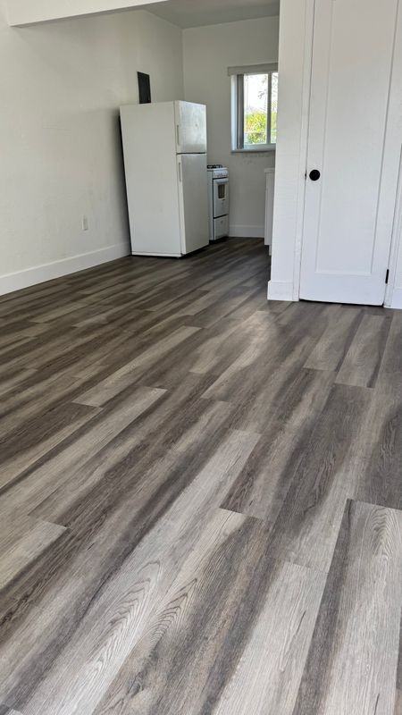 159 E 2nd St ##4 - Photo 5 of 8