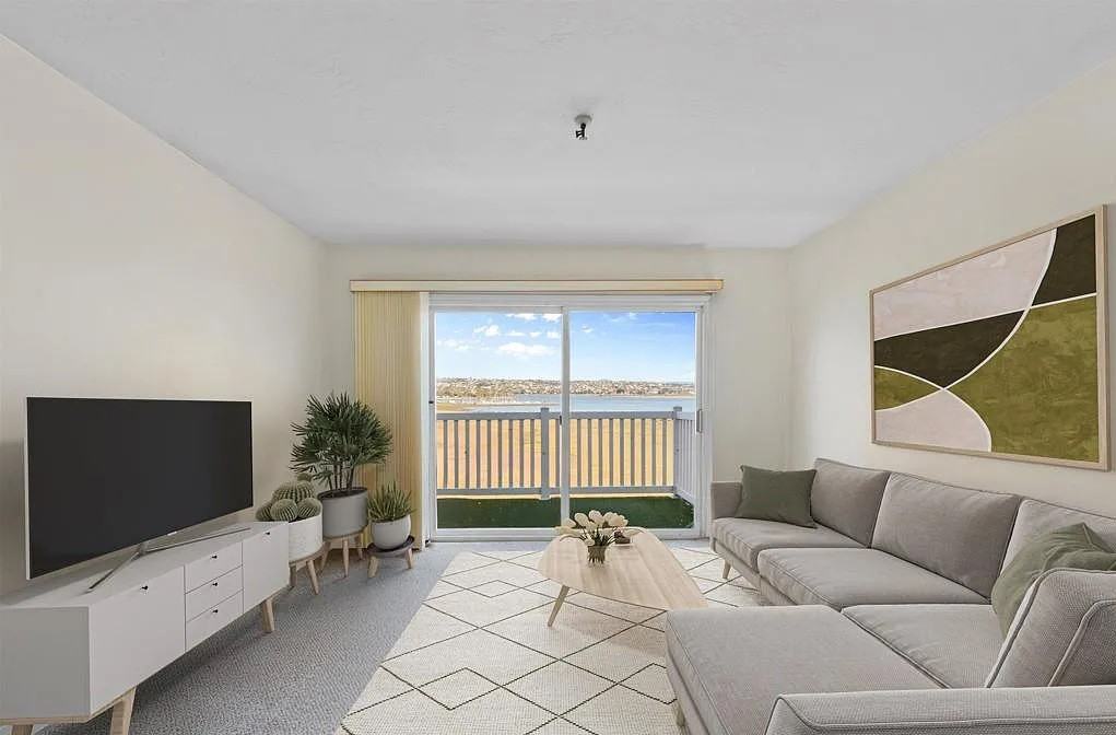 4015 Crown Point Dr - Photo 2 of 9