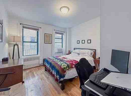 100 N Main St - Photo 2 of 5