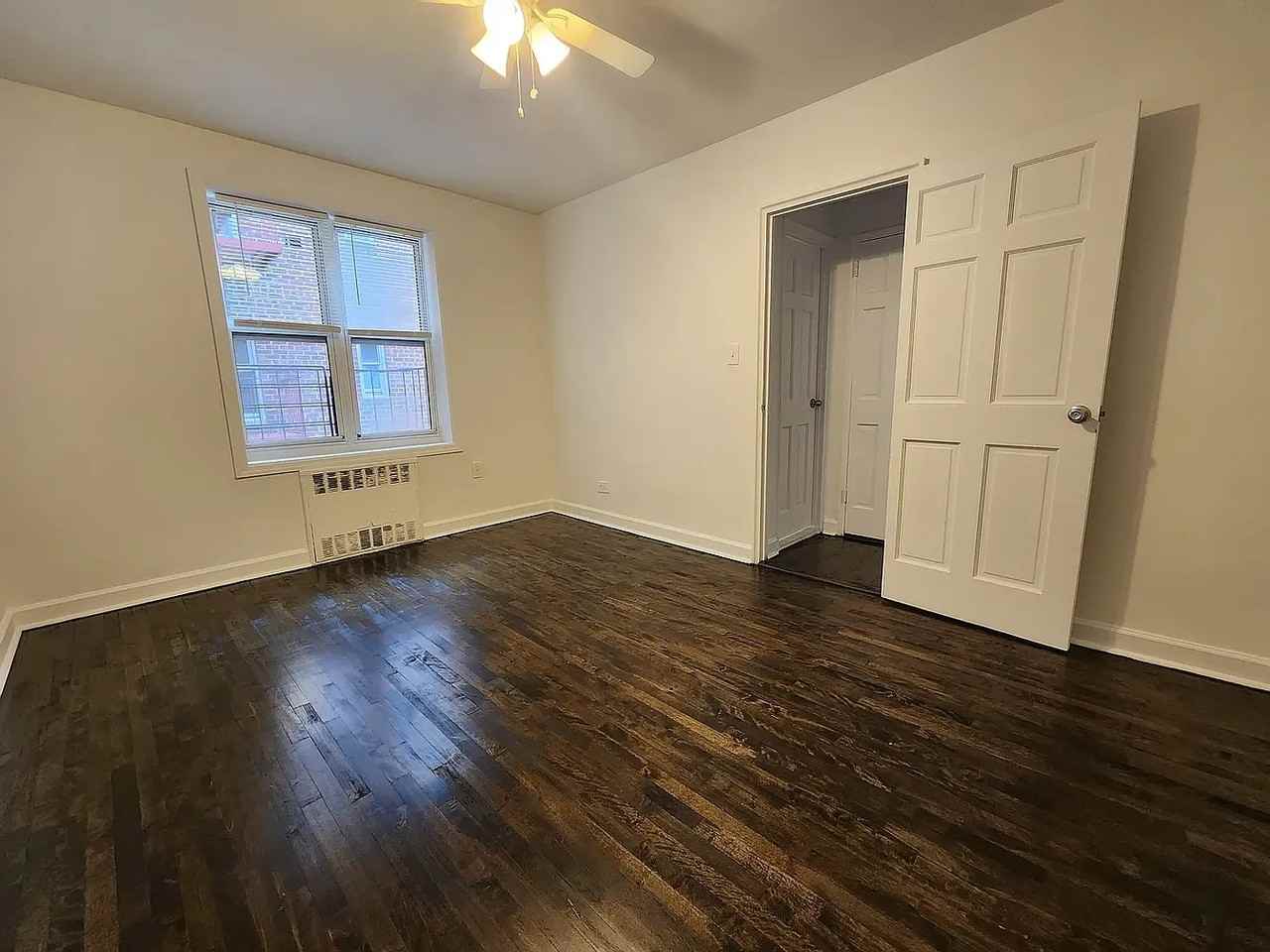 3316 82nd St #5D - Photo 5 of 7