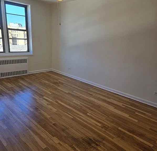 3730 83rd St #5G - Photo 5 of 9