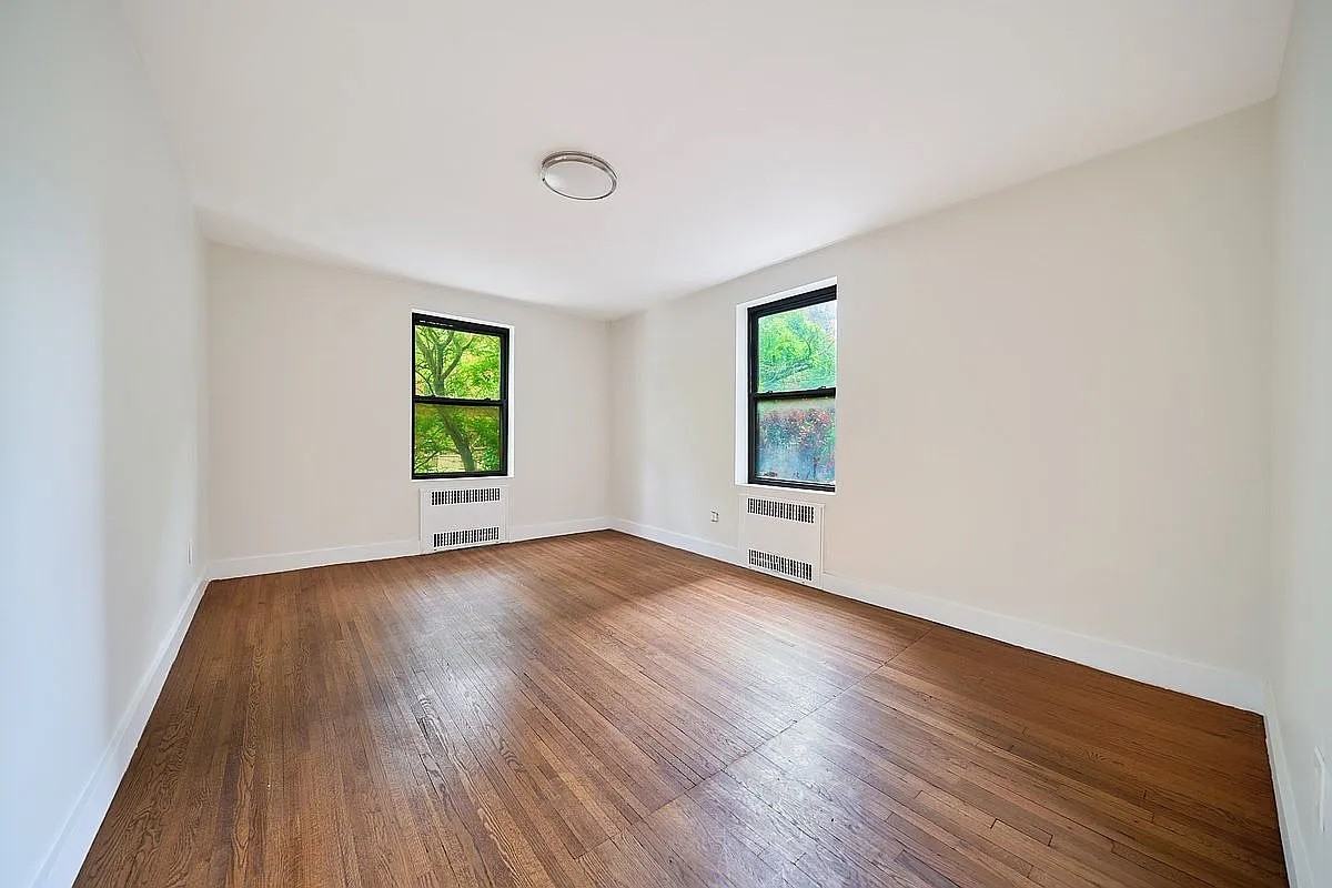 4112 41st St #2N - Photo 7 of 10