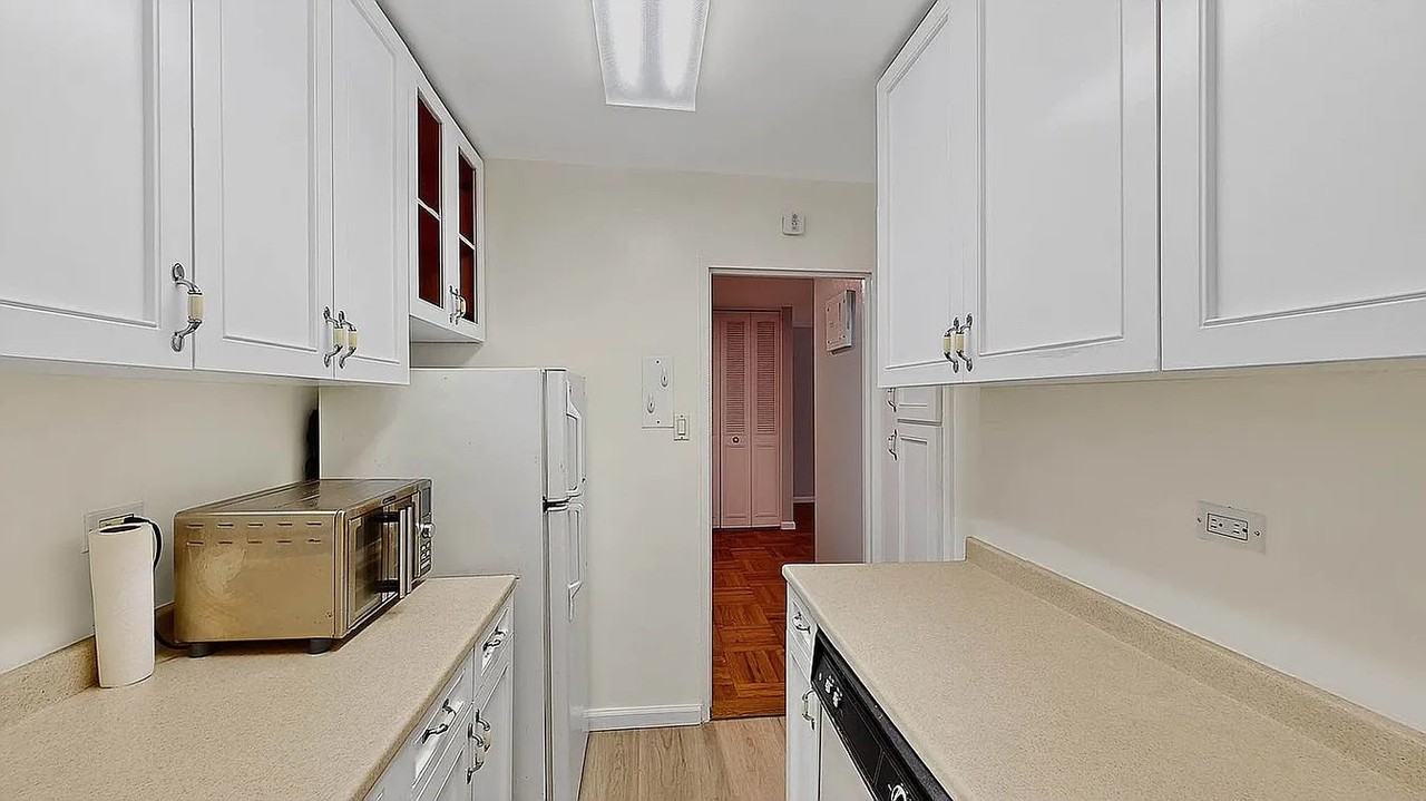 6636 Yellowstone Blvd #15A - Photo 2 of 11