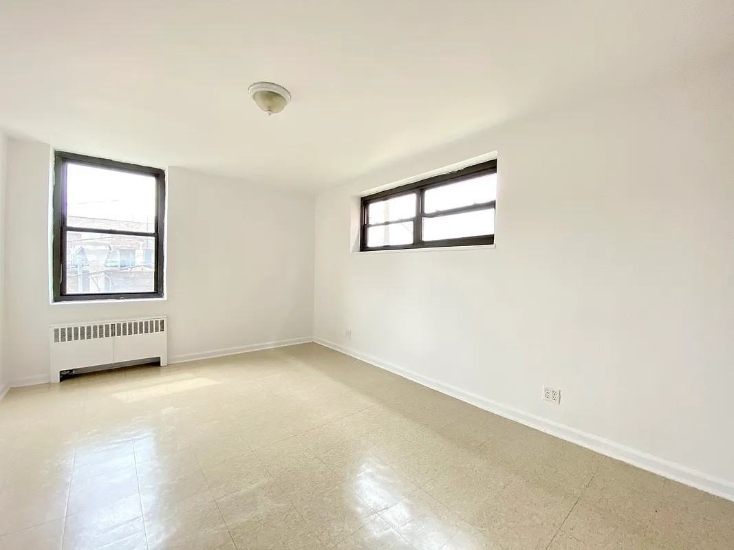 8615 Dongan Ave #2D - Photo 6 of 8