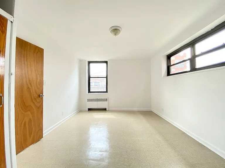 8615 Dongan Ave #2D - Photo 7 of 8