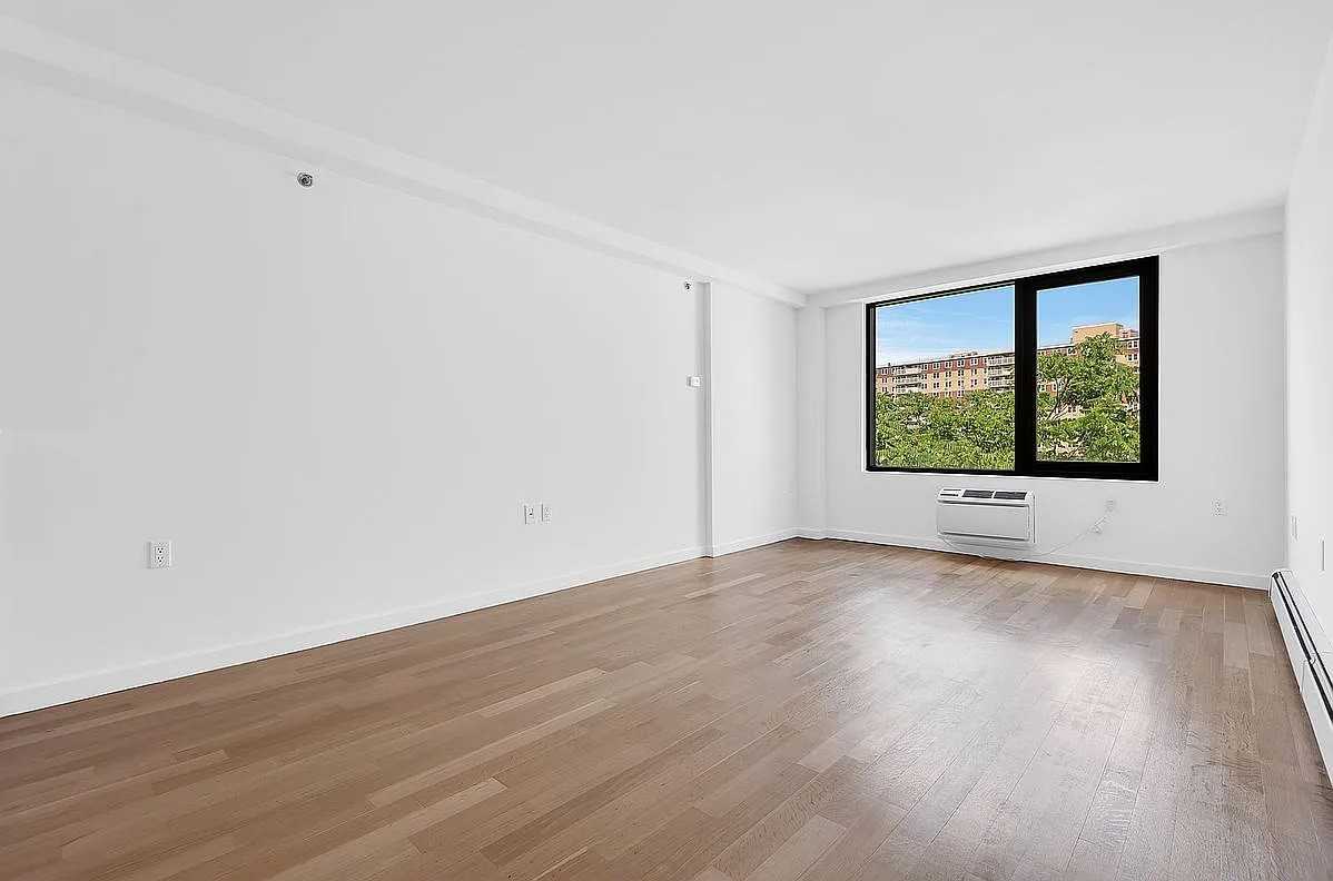 9116 Shore Front Pkwy #5E - Photo 4 of 9