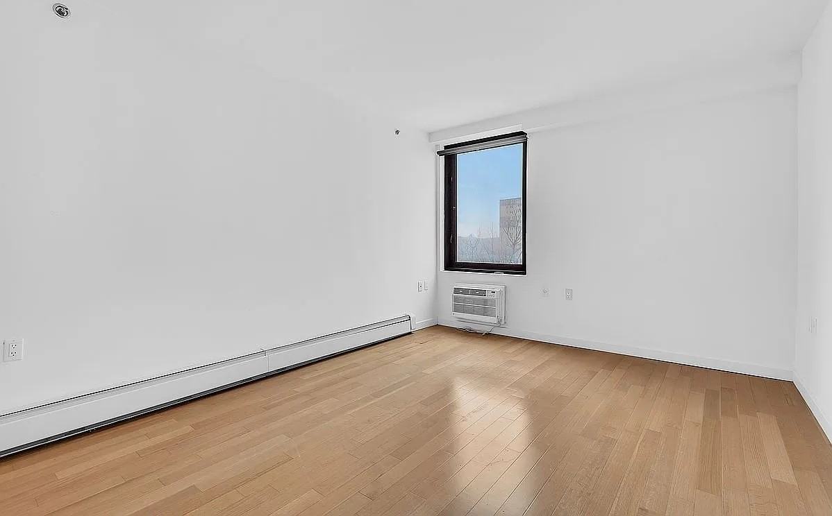 9116 Shore Front Pkwy #5E - Photo 5 of 9