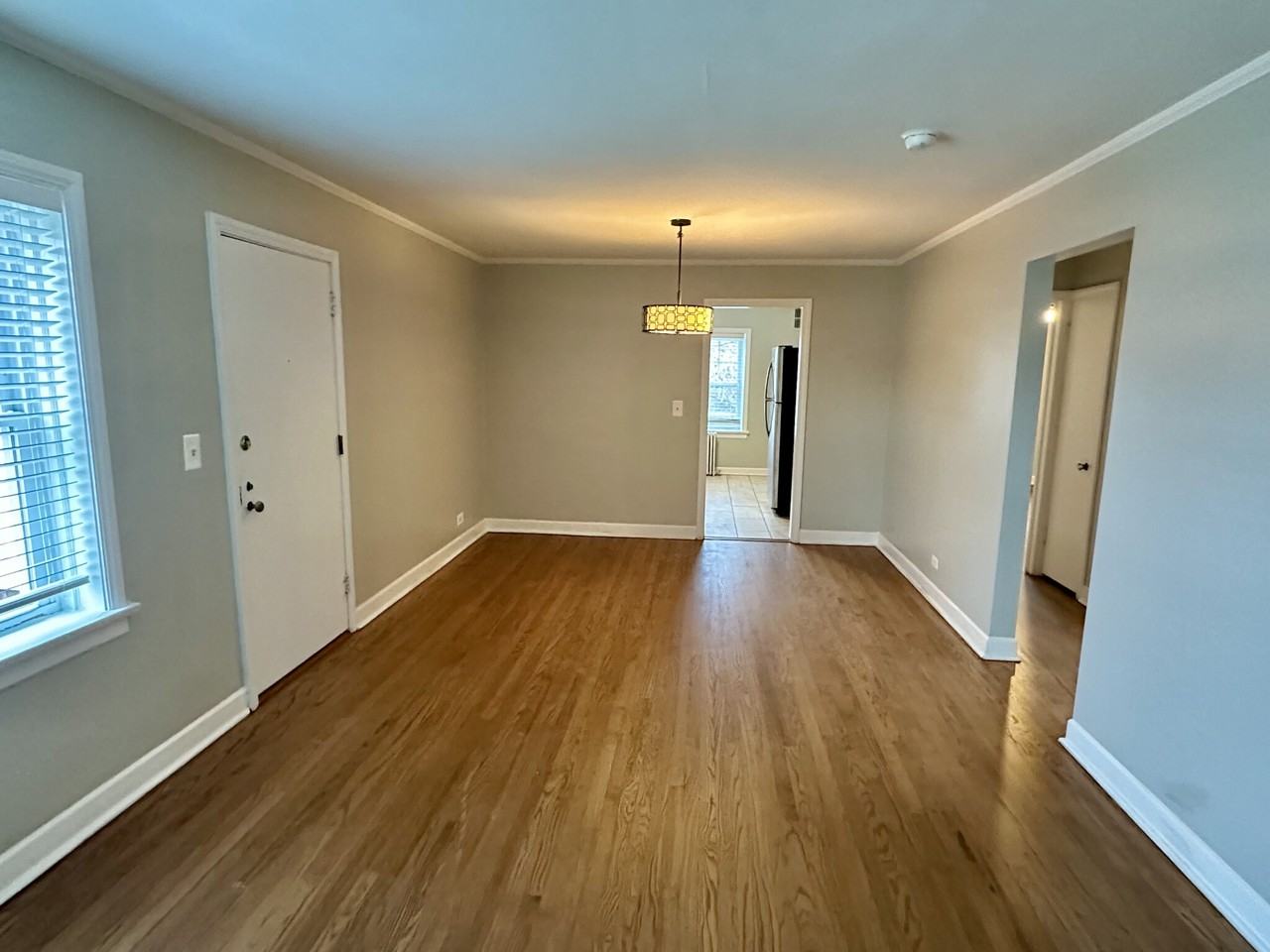 1218 Harvard Ter #2 - Photo 4 of 13