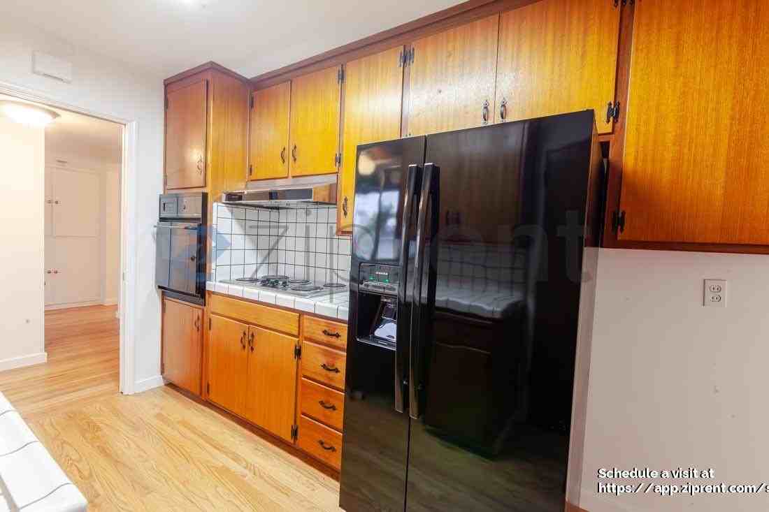 4636 Goya Pkwy - Photo 6 of 40