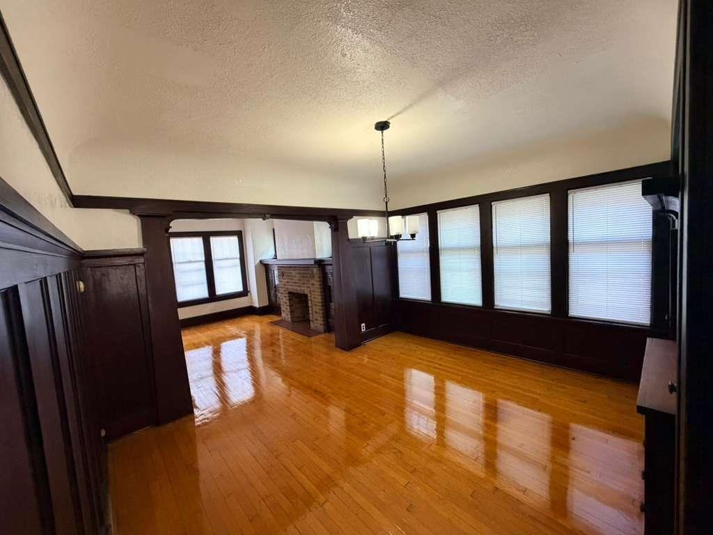 2211 N 57th St - Photo 6 of 12