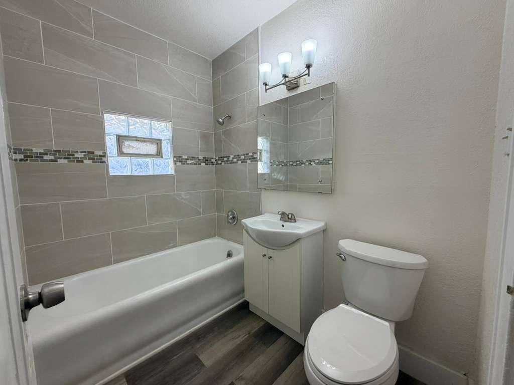 2213 N 57th St - Photo 2 of 12