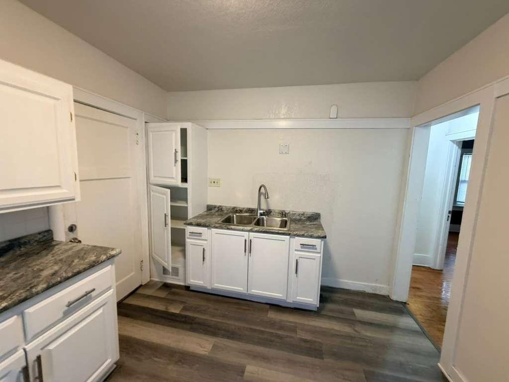 2213 N 57th St - Photo 7 of 12