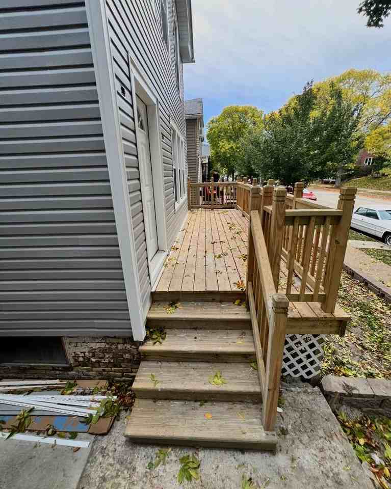 653 W Bruce St - Photo 3 of 16