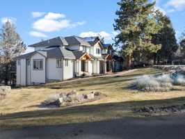 featured image of 4715 Redtail Dr