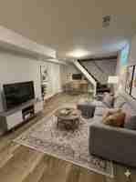 featured image of 564 Hamilton St #LOWER