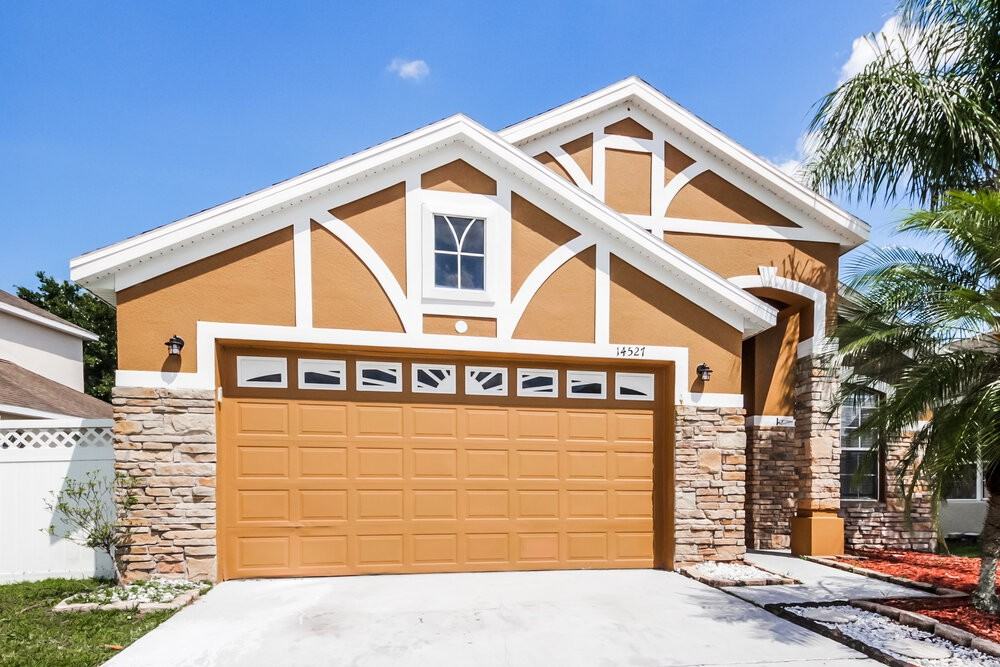 14527 Huntcliff Park Way - Photo 3 of 16