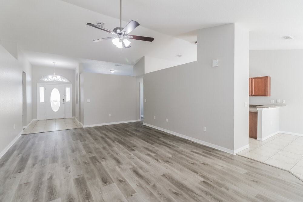 7252 Sherman Hills Blvd - Photo 5 of 16