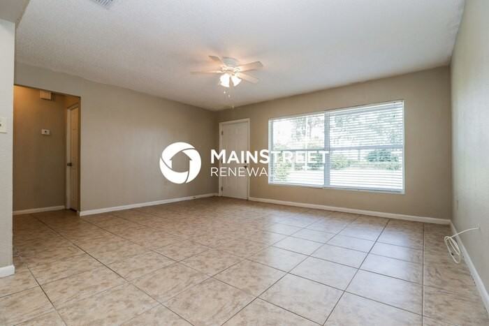 7149 Wedgewood Dr - Photo 2 of 16