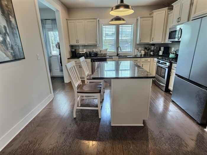 2319 Great Ridge Pkwy - Photo 7 of 24