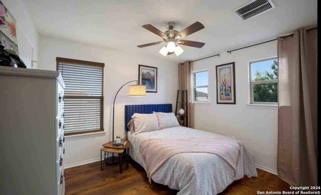 4342 Safe Hbr #1 - Photo 5 of 16