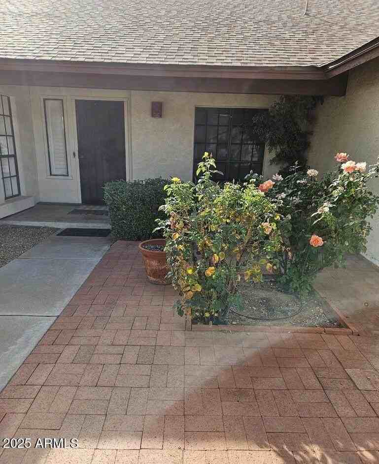 4325 E Greenway Ln - Photo 2 of 20