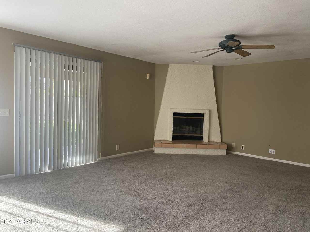 4325 E Greenway Ln - Photo 7 of 20