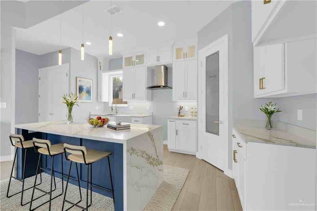 608 Makayla Dr - Photo 7 of 16