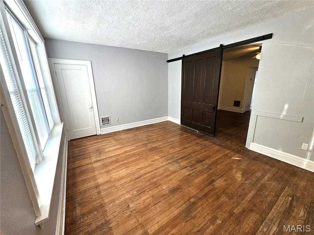 4953 Holly Hills Ave #A - Photo 4 of 18