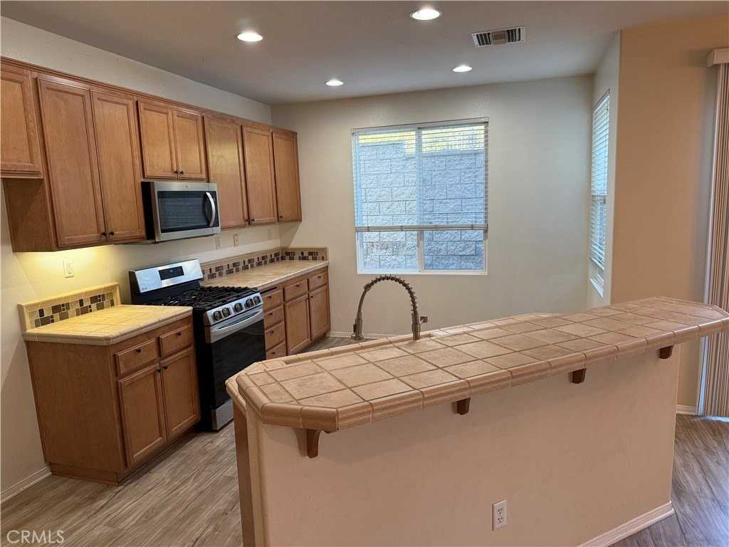 11533 Oakford Ln - Photo 3 of 37