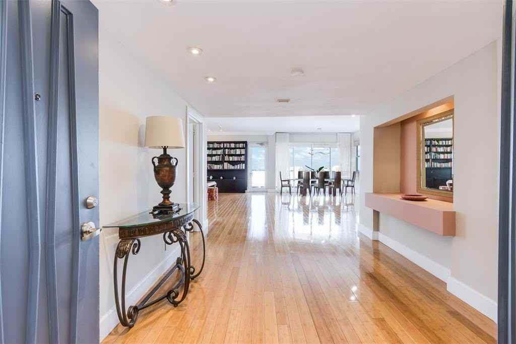 3430 Galt Ocean Dr #PH1 - Photo 4 of 50