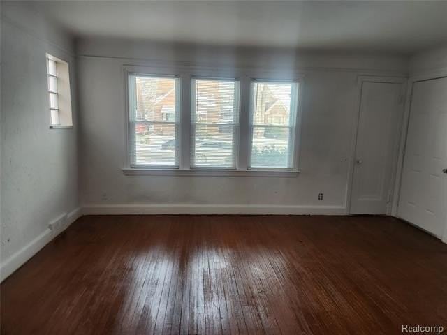 16723 Asbury Park - Photo 2 of 15