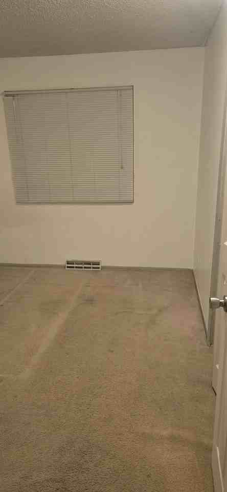 4951 North Oliver Avenue - Photo 5 of 6