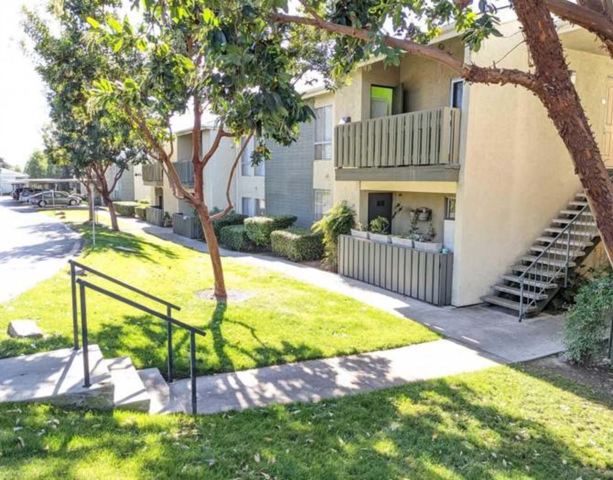 830 West Lincoln Avenue #266 - Photo 4 of 20