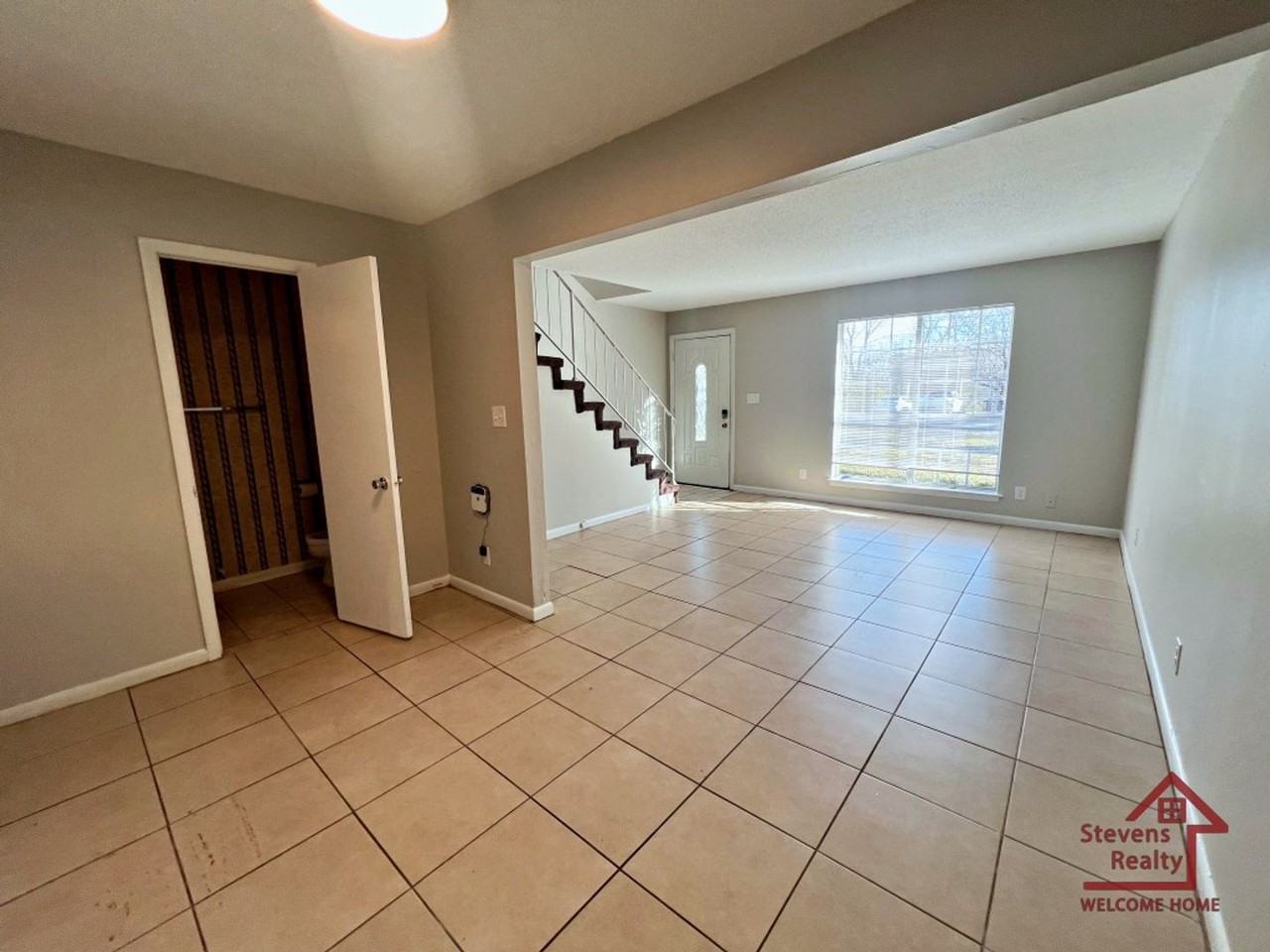 4127 Wilkesview Dr - Photo 3 of 12