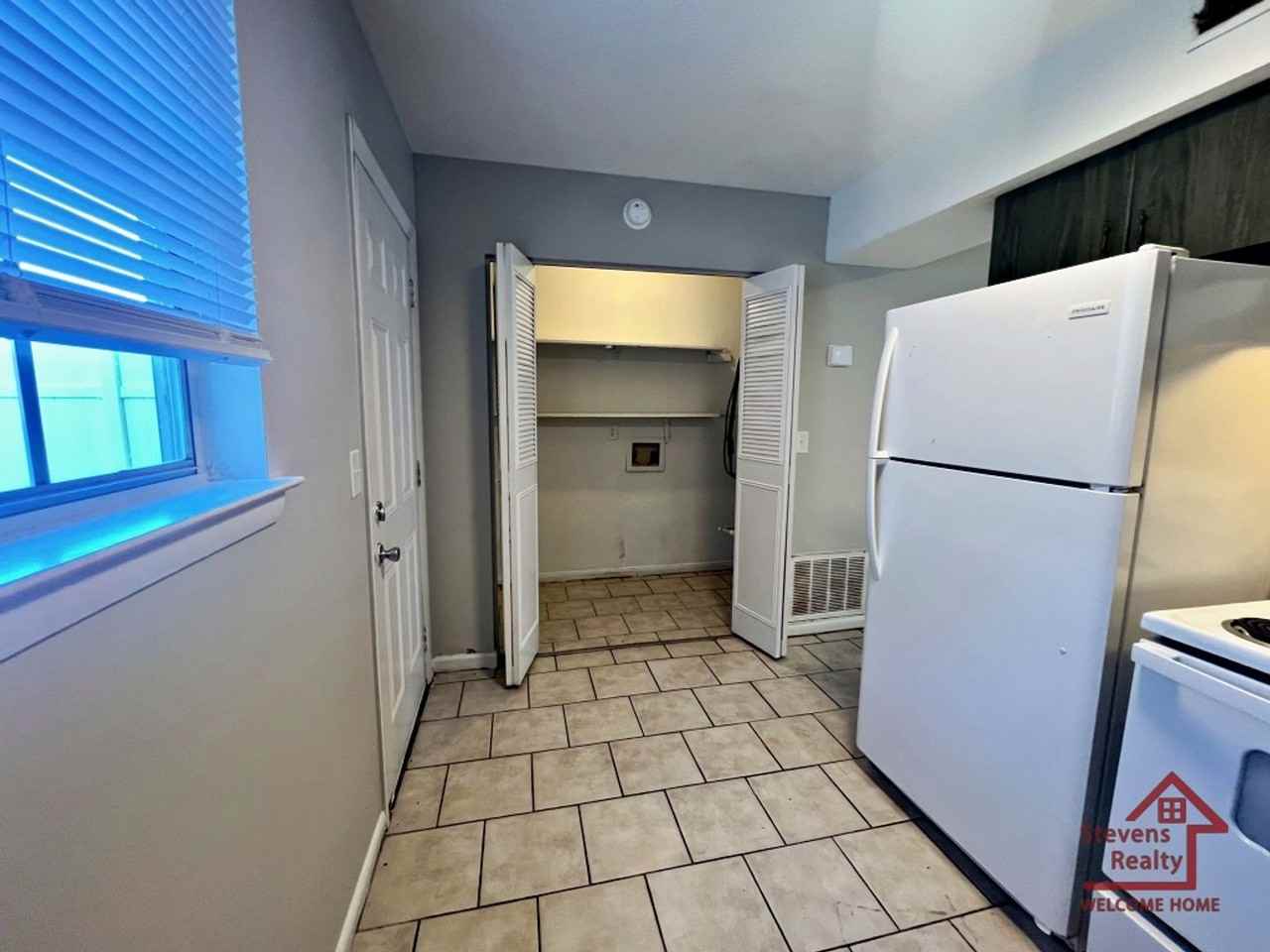 4127 Wilkesview Dr - Photo 6 of 12