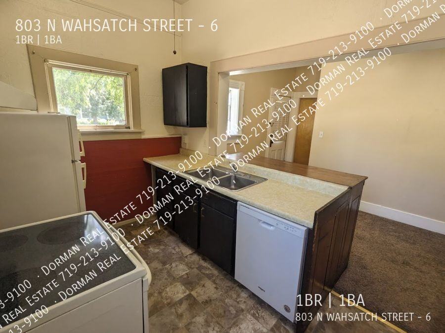 803 N Wahsatch Ave #6 - Photo 3 of 7