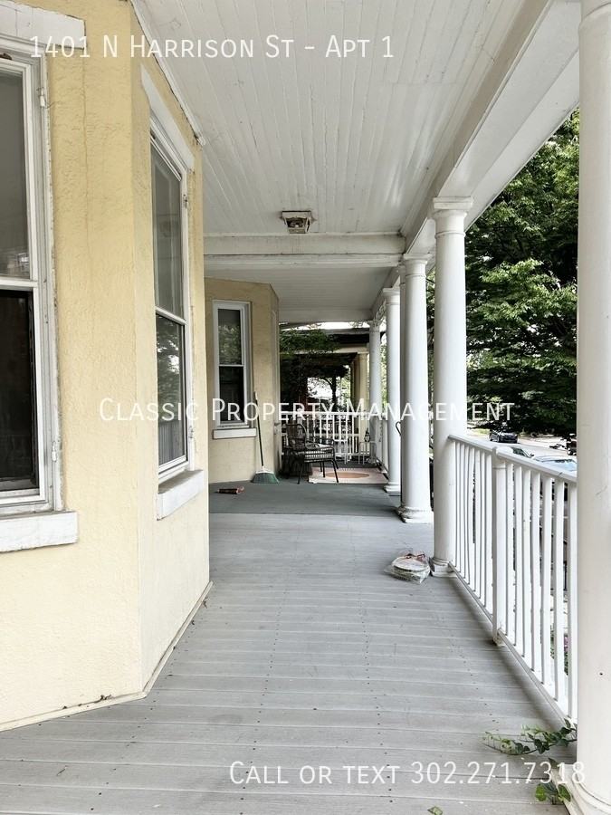 1401 N Harrison St #1 - Photo 3 of 35