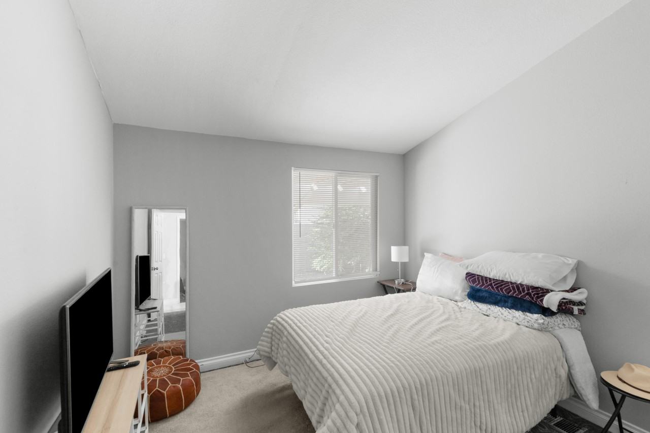 47800 Madison St #47800-44 - Photo 3 of 25