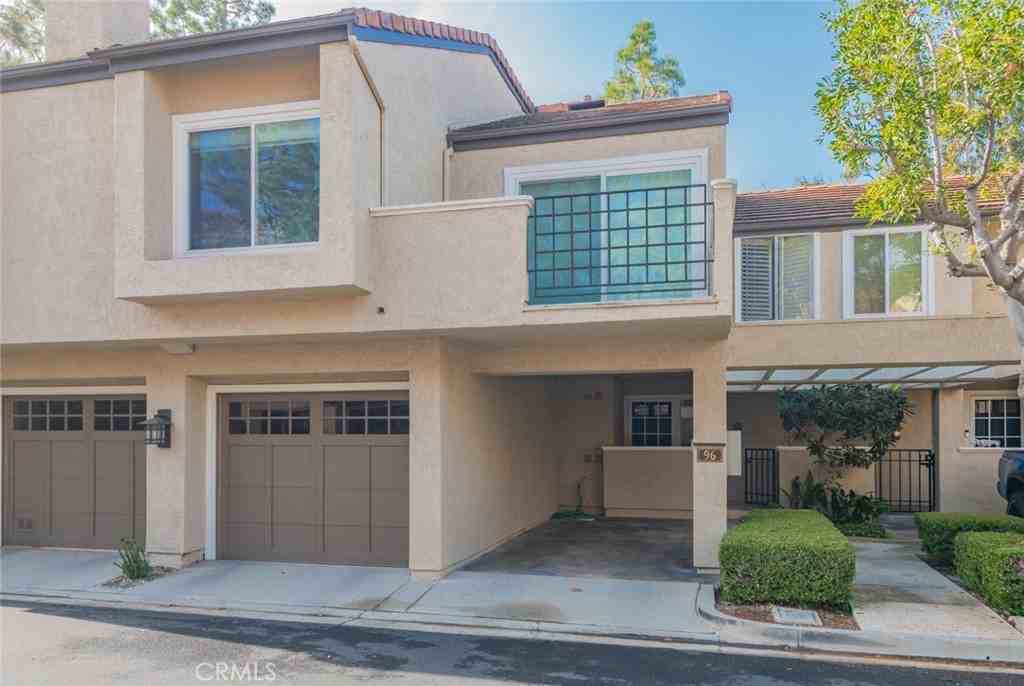 96 Stanford Ct #96 - Photo 3 of 24