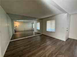 featured image of 4570 Toledo Way #4570
